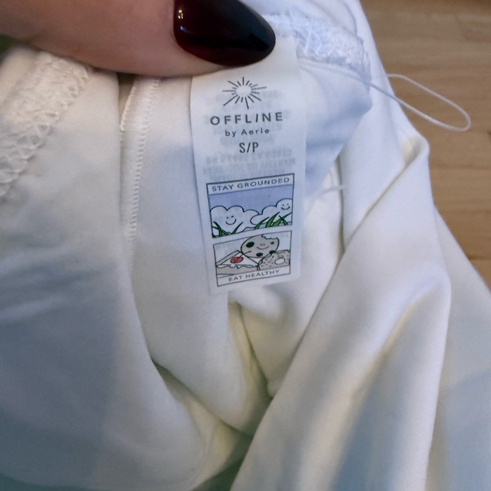 OFFLINE BY AERIE Real Me White Bubble Skort - Small - Picture 13 of 13